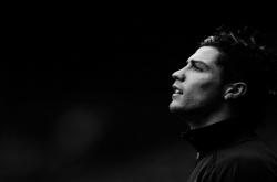 开云体育平台APP-独行侠强势晋级鹈鹕，哈利伯顿在世界排名争夺战中接管比赛