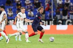 开云体育下载-法国紧随德国，轻松晋级半决赛