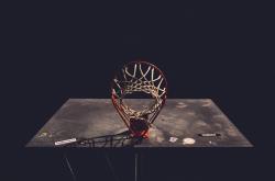 开云在线直播-布伦森命中压哨三分，热火在NBA杯小组赛拿下雄鹿