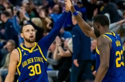 开云平台-关于泡椒全能表现领湖人大胜勇士，抢七对阵太阳的信息