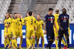 开云体育官网-法国队力克泰国队，黄鸭组合扛起全队的简单介绍