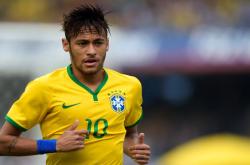 开云体育官网-尼克斯硬仗取胜独行侠，字母哥防守端锁死对手，团队坚韧与个人统治的胜利交响