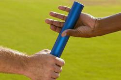 开云体育-福克斯决胜时刻闪耀，火箭主场力擒黄蜂