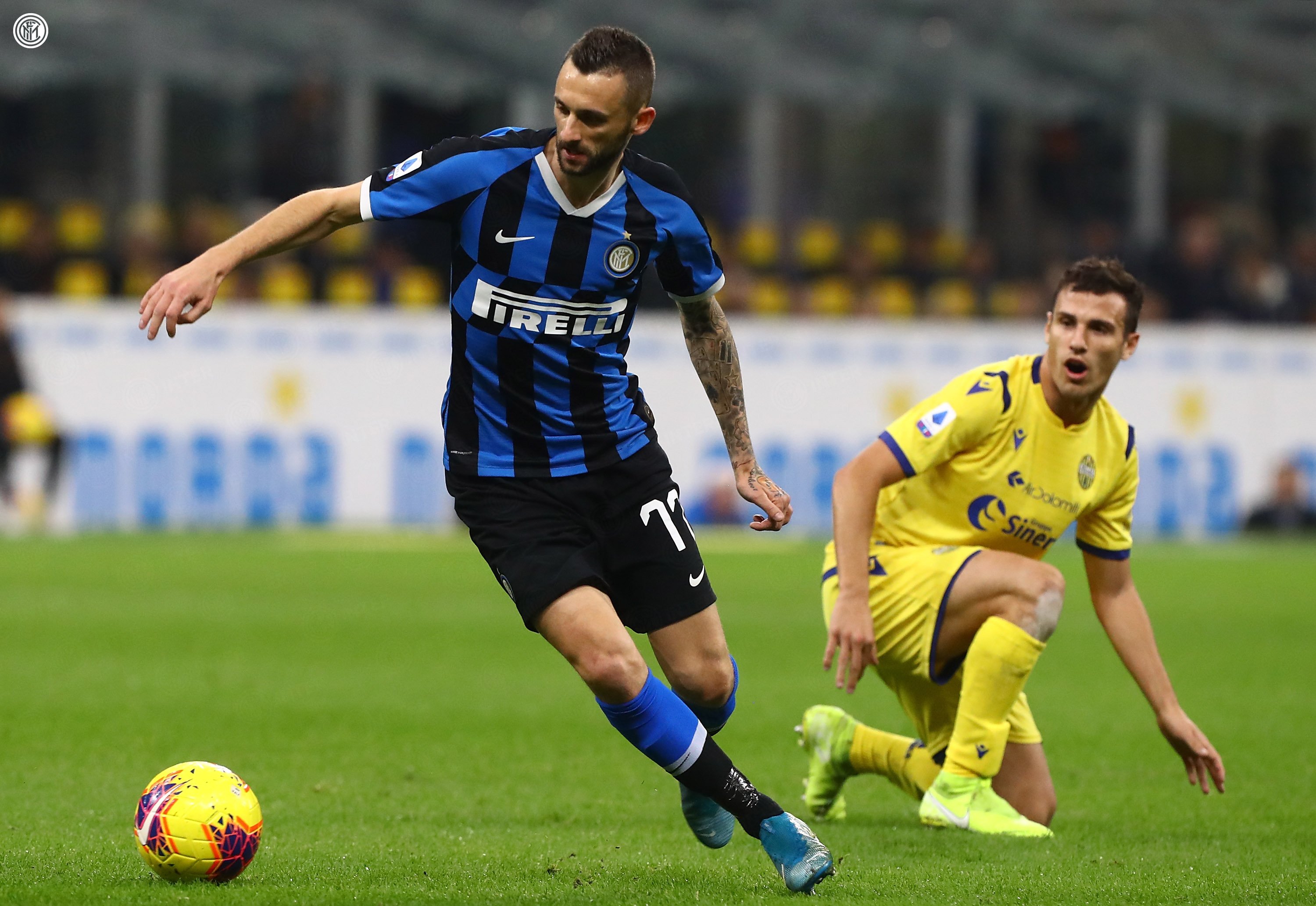 关于塞维利亚强势多特蒙德,孔蒂高光表现的信息 关于塞维利亚强势多特蒙德,孔蒂高光表现的信息