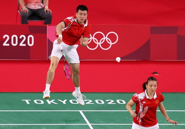 韩国队完胜中国队，郑思维带队取胜