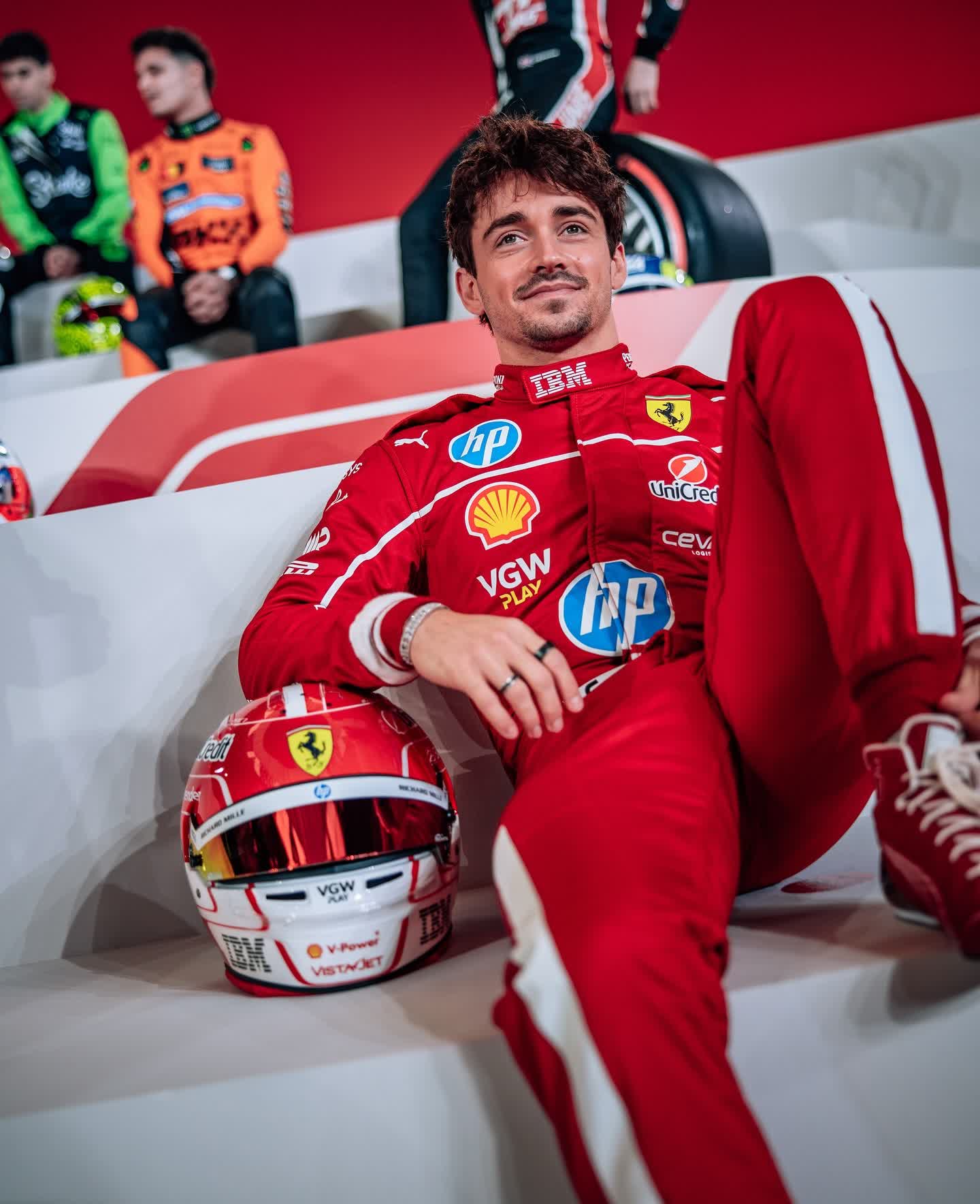 包含红牛二队逆转威廉姆斯,汉密尔顿点燃赛场的词条 包含红牛二队逆转威廉姆斯,汉密尔顿点燃赛场的词条