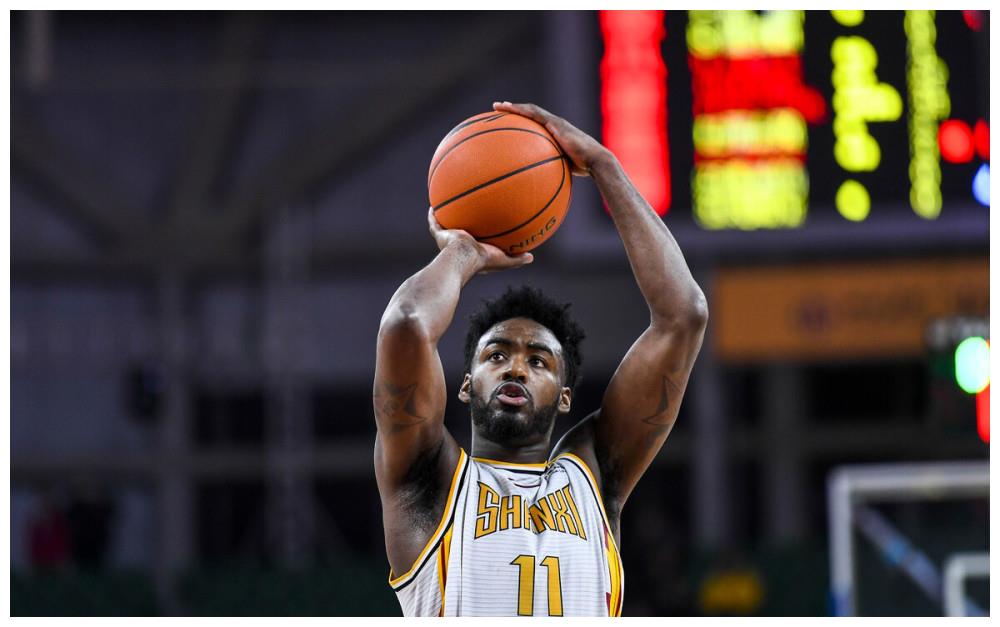 外援率先突破,东部球队领先一步 外援率先突破,东部球队领先一步