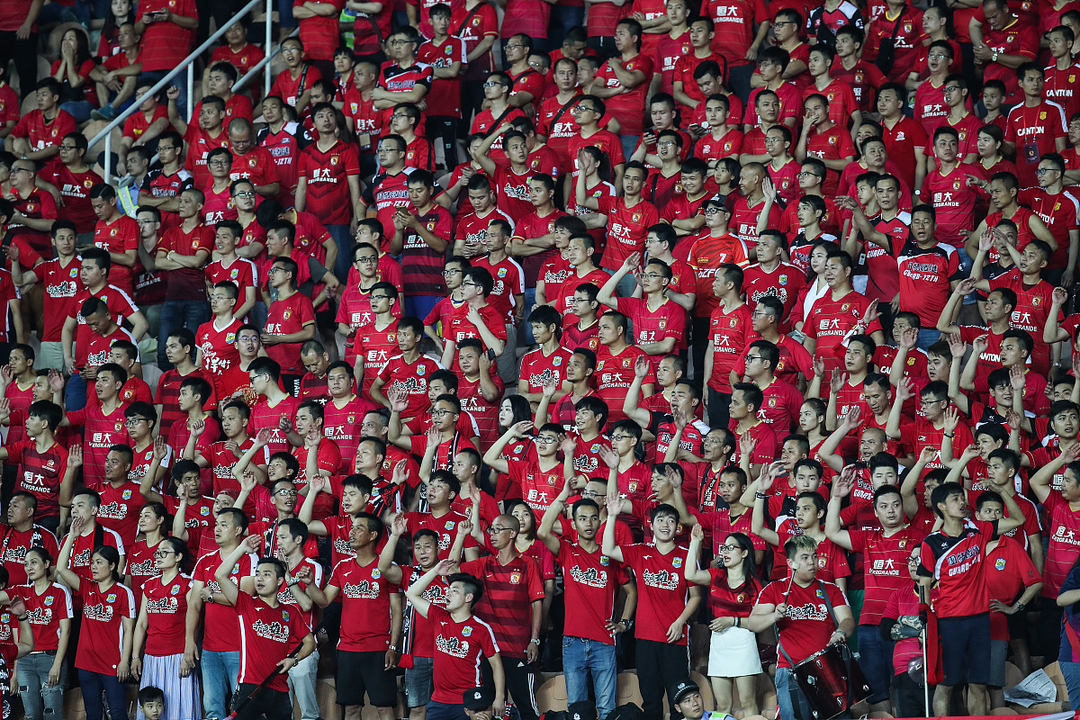 关于阿森纳主场战胜对手积分榜逐渐攀升的信息