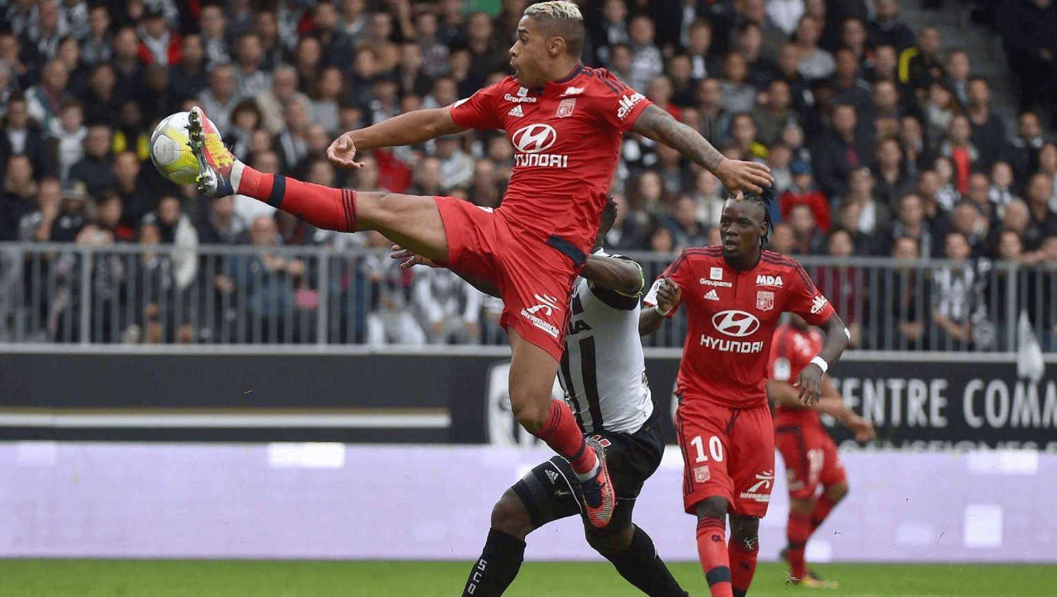 里尔客场艰难取胜,继续冲刺 里尔客场艰难取胜,继续冲刺