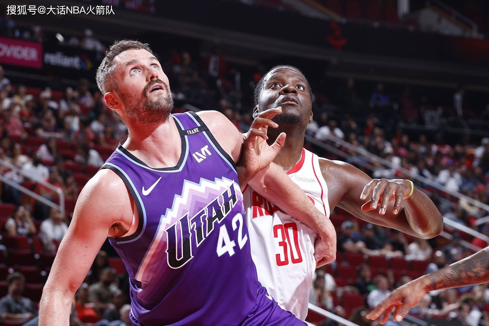 火箭队小胜马刺，希望晋级较大