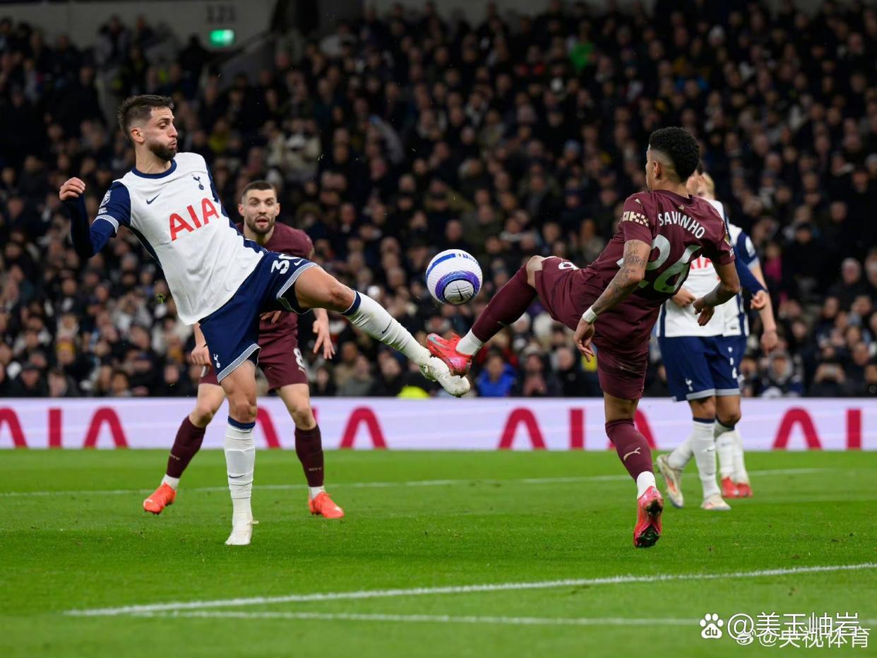 关于马德里竞技士气高昂备战对阵曼城的信息