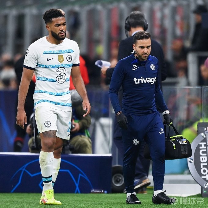 美国横扫哥伦比亚，皮克扛起全队的简单介绍