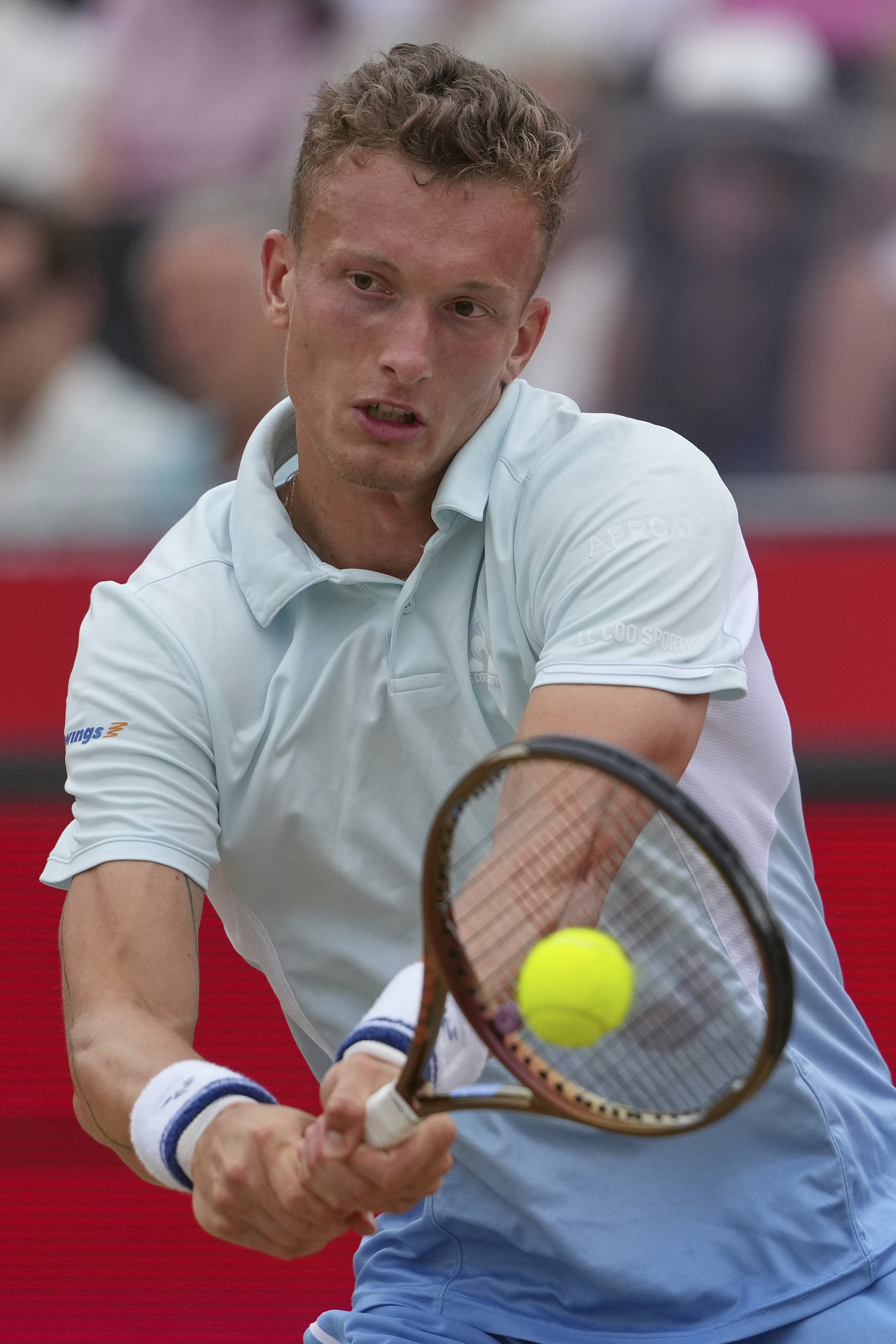 世界网球队轻取德国网球队,阿尔卡拉斯制霸全场的简单介绍 世界网球队轻取德国网球队,阿尔卡拉斯制霸全场的简单介绍