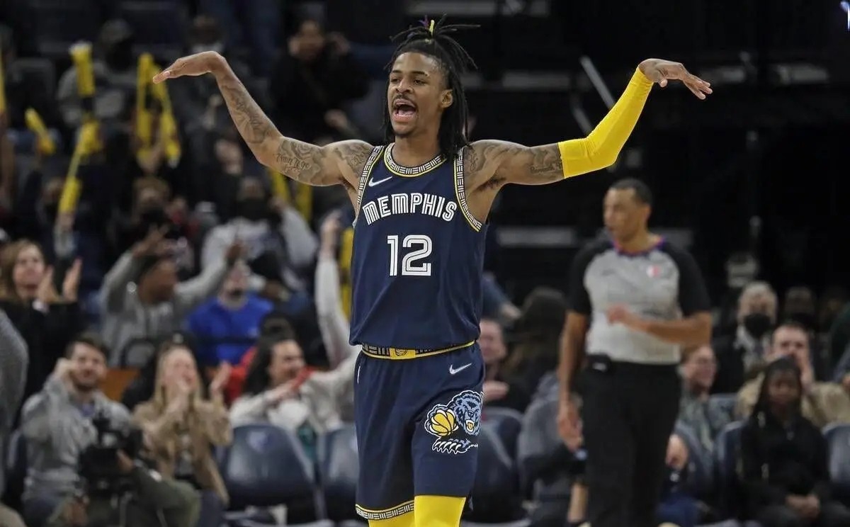 江苏队碾压马刺，莫兰特惊艳四座的简单介绍