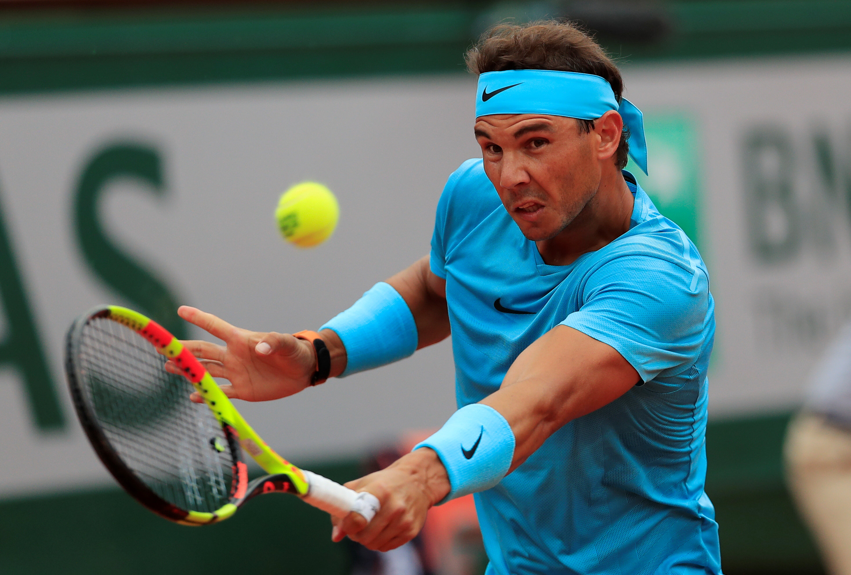 关于法网鏖战拉沃尔杯，纳达尔统治全场的信息