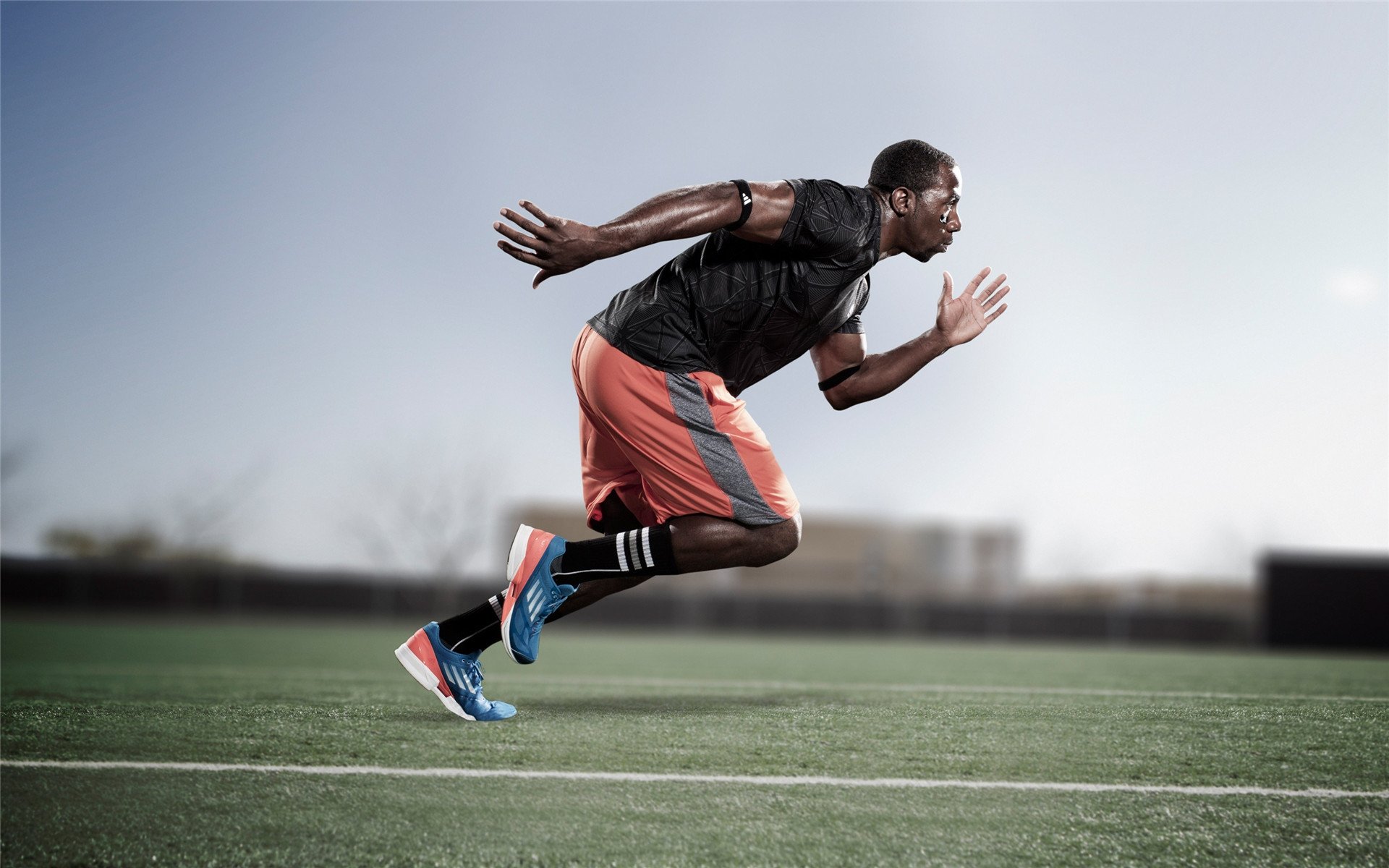 欧冠淘汰赛焦点战，喀麦隆粉碎新西兰，非洲雄狮的崛起与战术革命