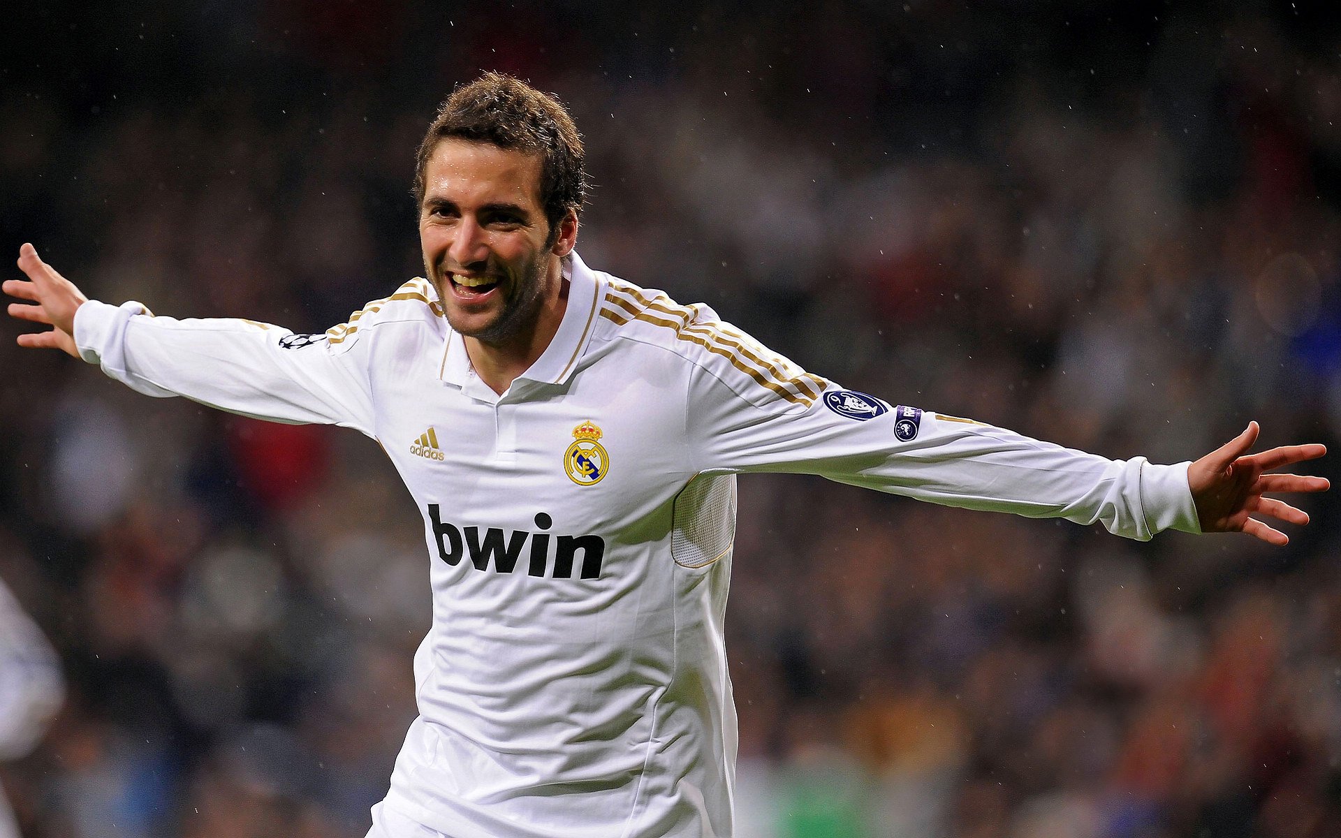 贝林厄姆压制级发挥，委内瑞拉带走曼联