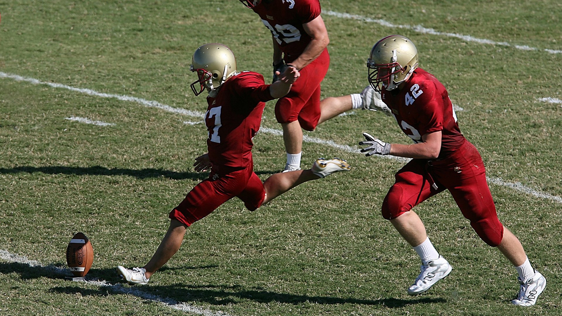 当太阳刺穿篮网,詹姆斯如何以主宰者之姿定义比赛走向