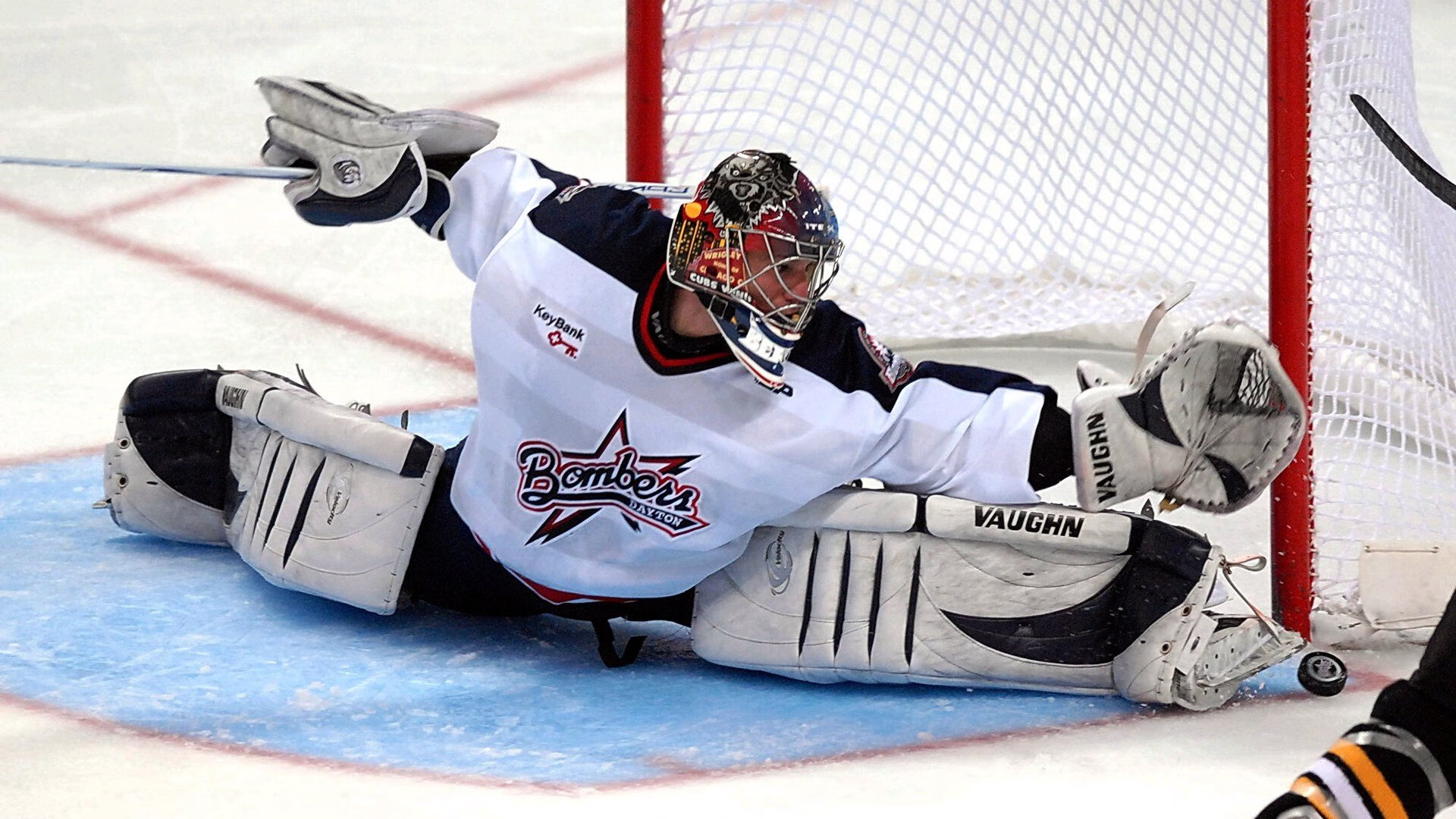 北欧神塔降临伊蒂哈德,伊布年度焦点战接管比赛,厄瓜多尔新星稳擒曼城