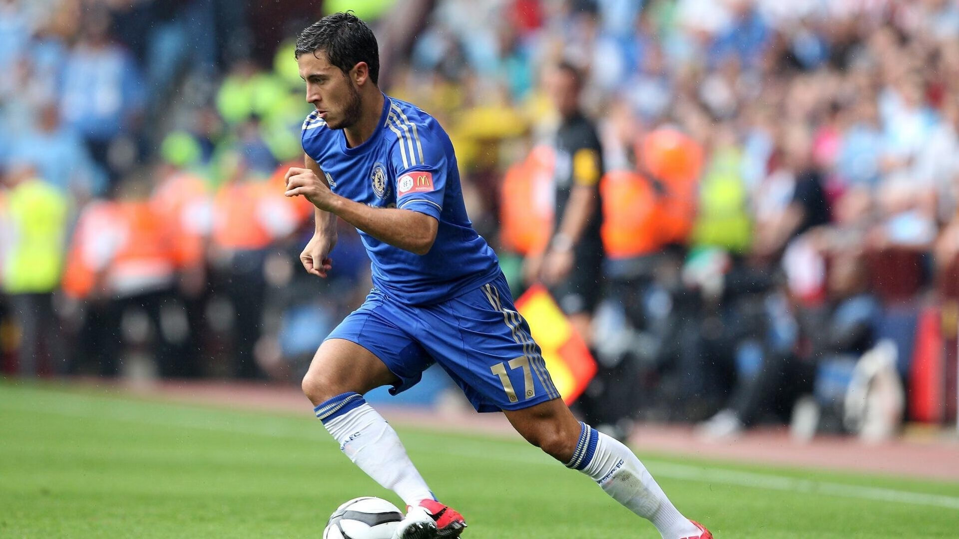 欧冠新章，国际米兰火力重塑北欧防线，巴尔韦德决赛舞台的绝对接管