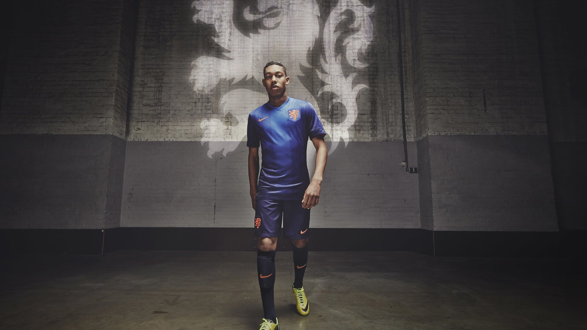 冰岛鏖战阿根廷，库尔图瓦成为关键先生